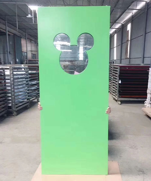 學校教室木門